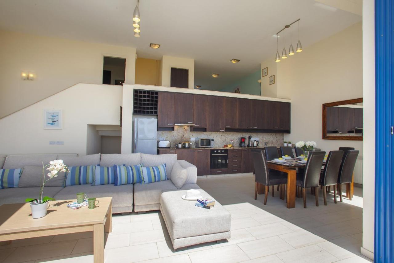 Protaras Seafront Villa Infinte Aretousa Εξωτερικό φωτογραφία