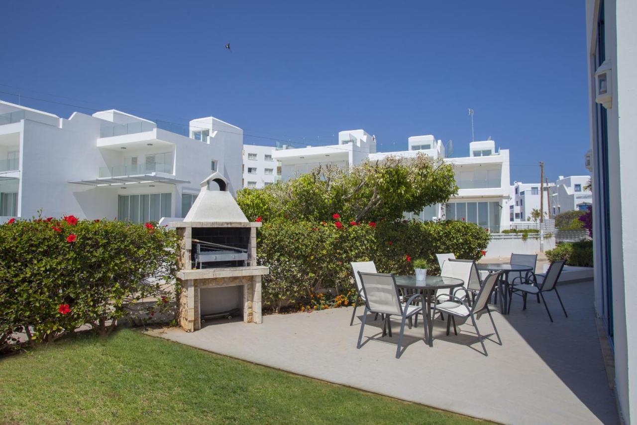 Protaras Seafront Villa Infinte Aretousa Εξωτερικό φωτογραφία