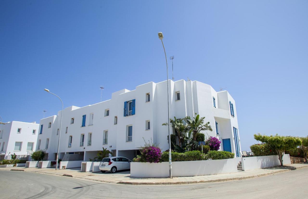 Protaras Seafront Villa Infinte Aretousa Εξωτερικό φωτογραφία